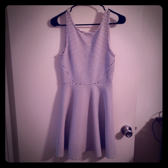 Striped fit and flare dress - Picture 1 of 1